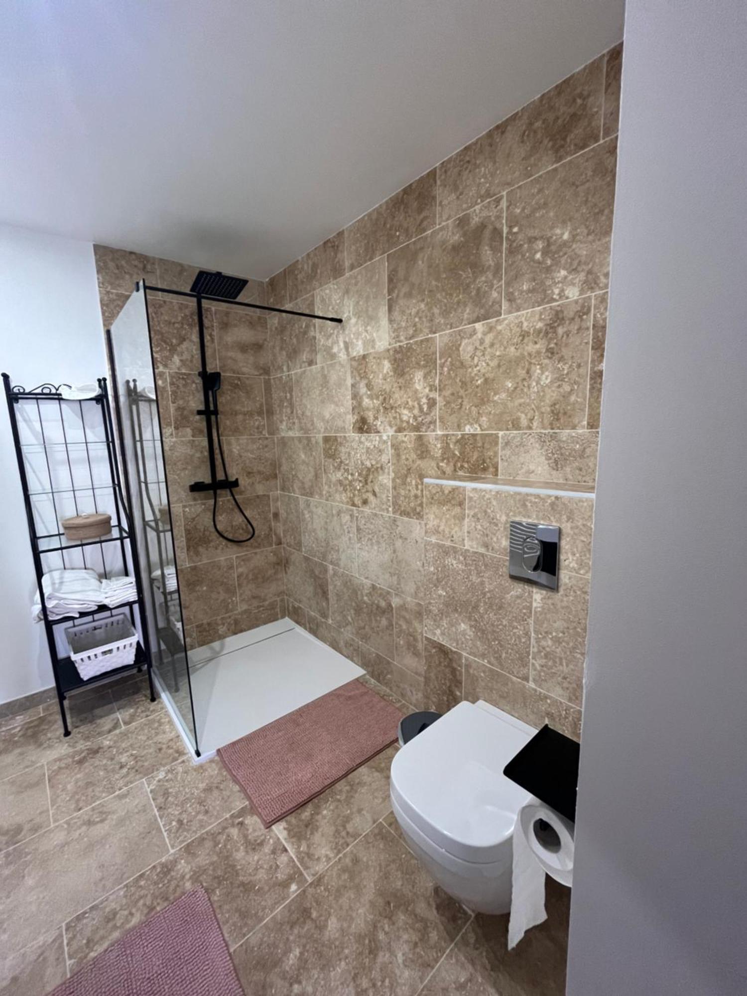 Repaire - Le Repaire De Maltus "Gites & Spa" Lussac  Esterno foto