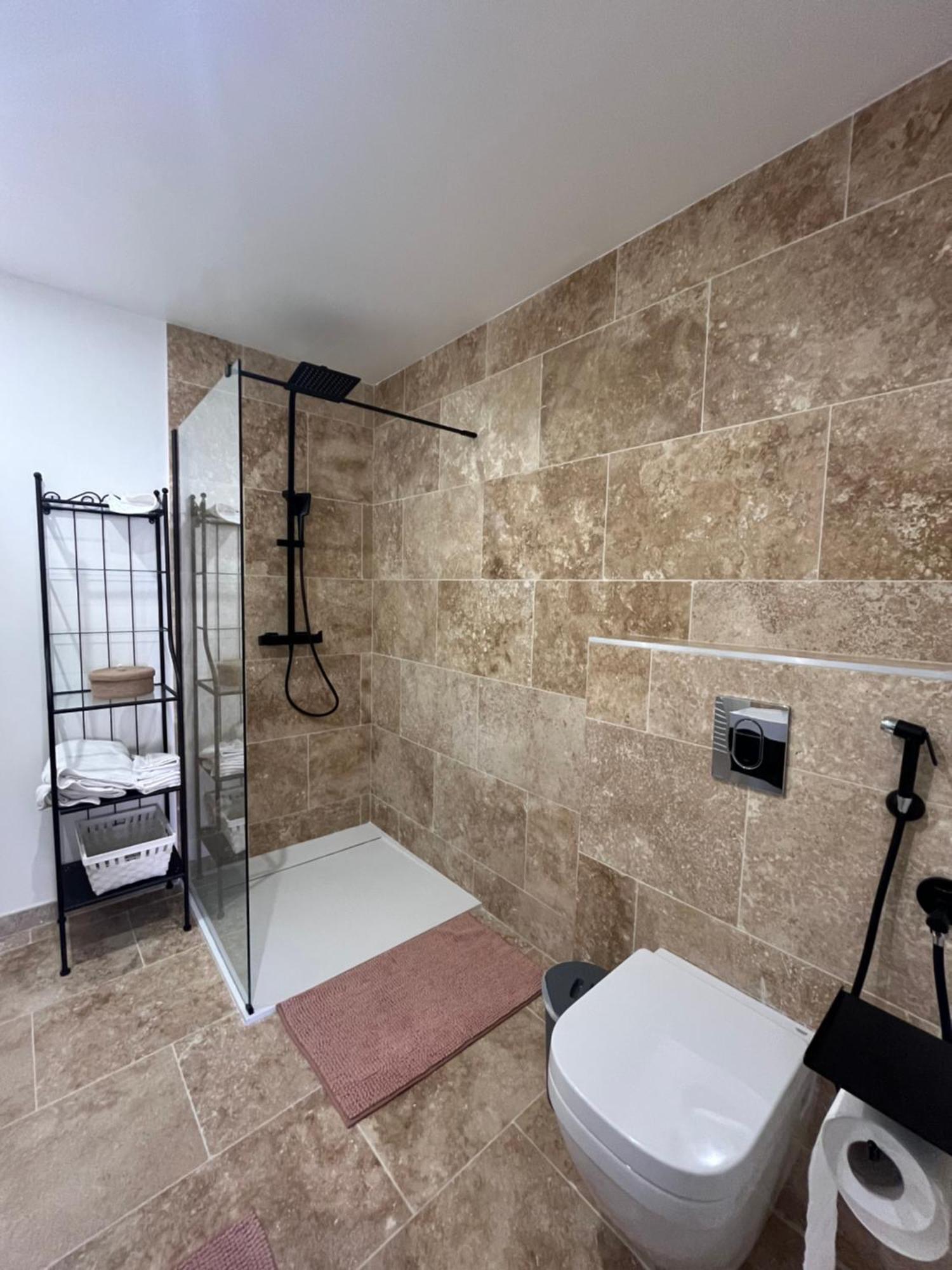 Repaire - Le Repaire De Maltus "Gites & Spa" Lussac  Esterno foto